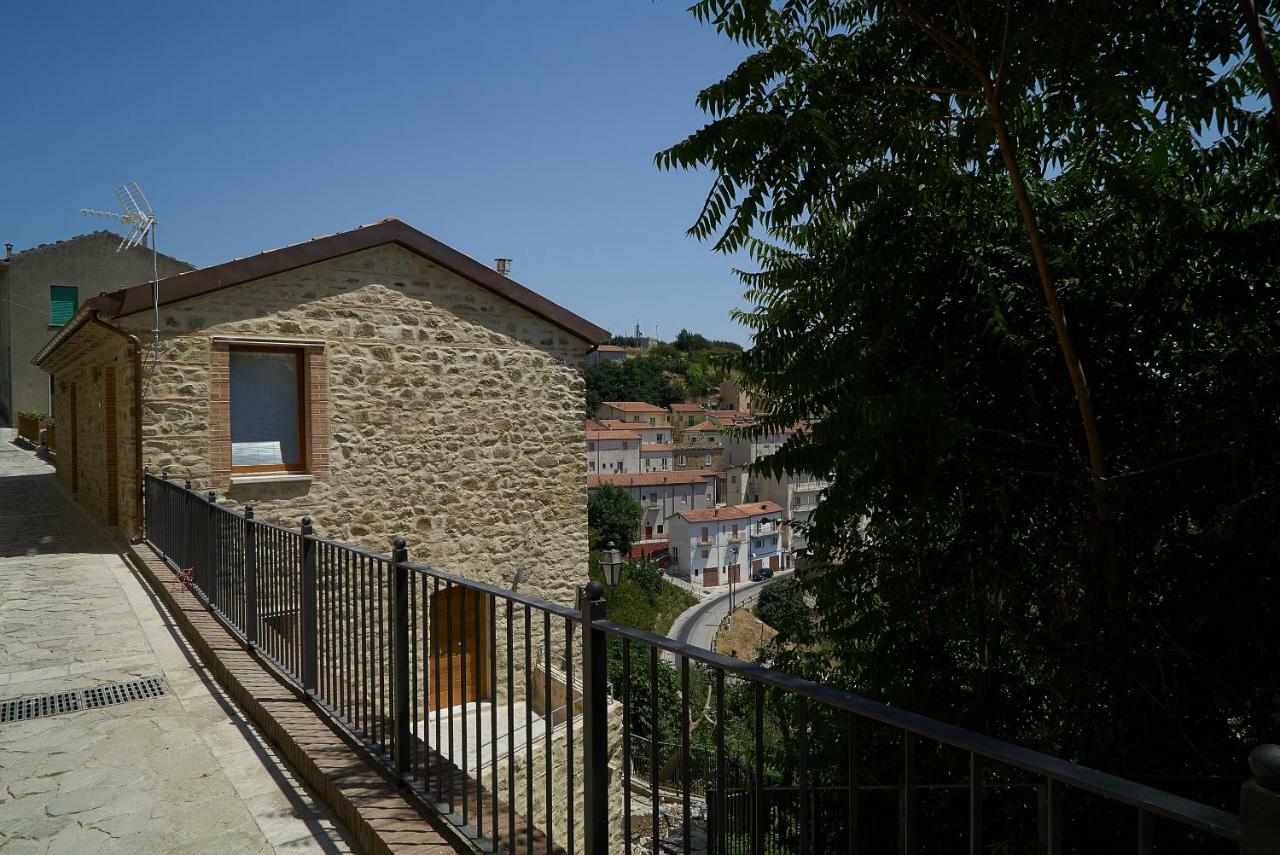 Hotel Le Radici Delle Nuvole Cairano Exterior foto