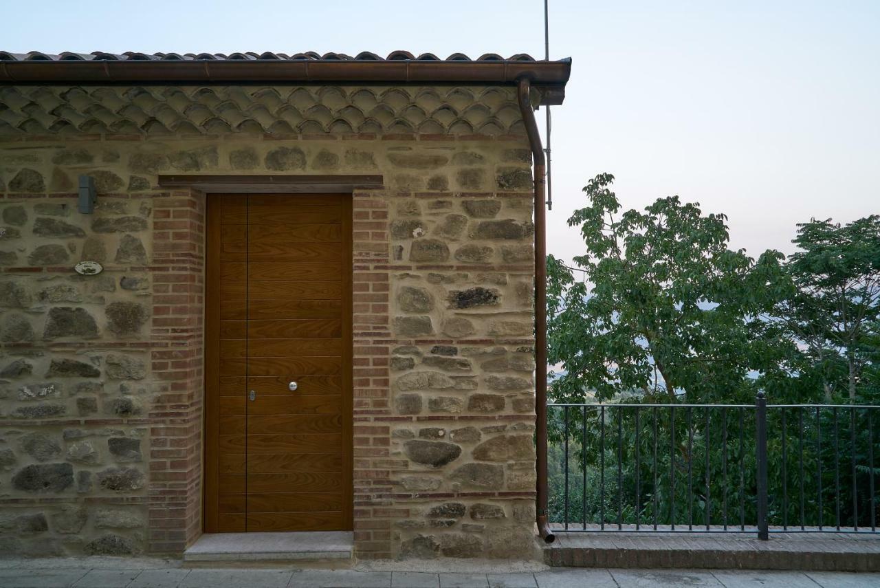 Hotel Le Radici Delle Nuvole Cairano Exterior foto